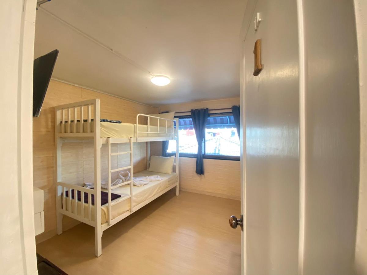 Steve Boutique Hostel Bangkok Extérieur photo