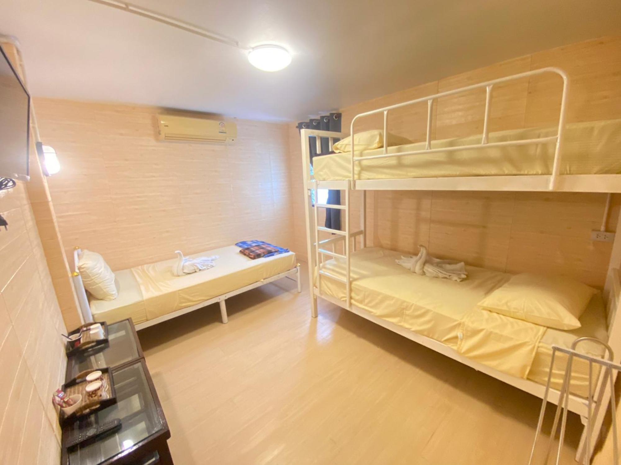 Steve Boutique Hostel Bangkok Extérieur photo