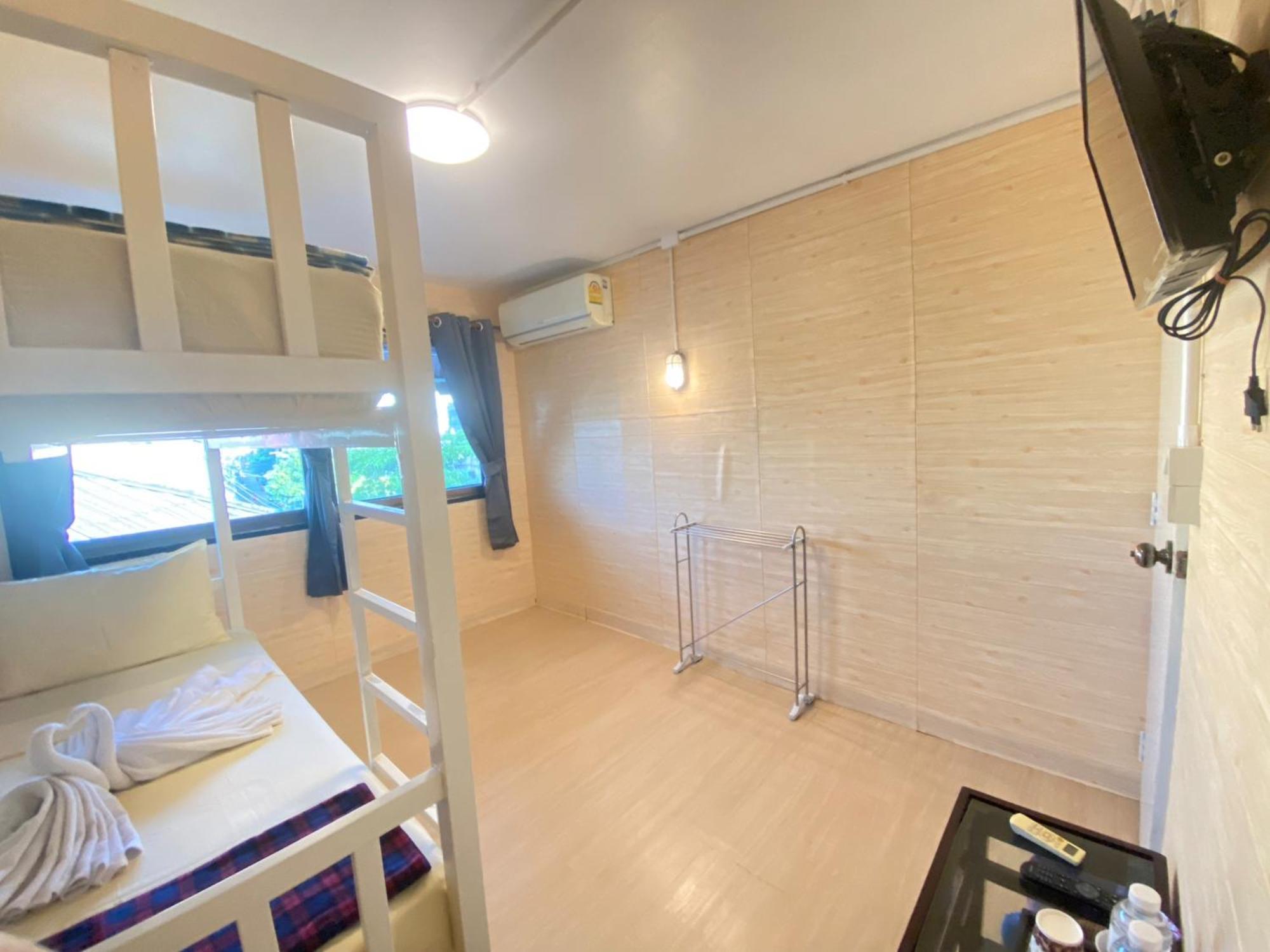 Steve Boutique Hostel Bangkok Extérieur photo